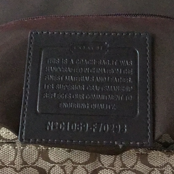 coach Signature laptop carry bag preowne like new - Picture 5 of 16